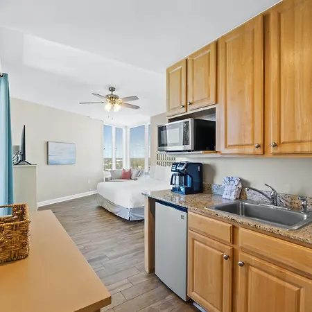 Splash Beach Resort By Panhandle Getaways Panama City Beach Room photo