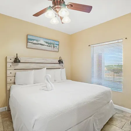 Splash Beach Resort By Panhandle Getaways Panama City Beach Room photo